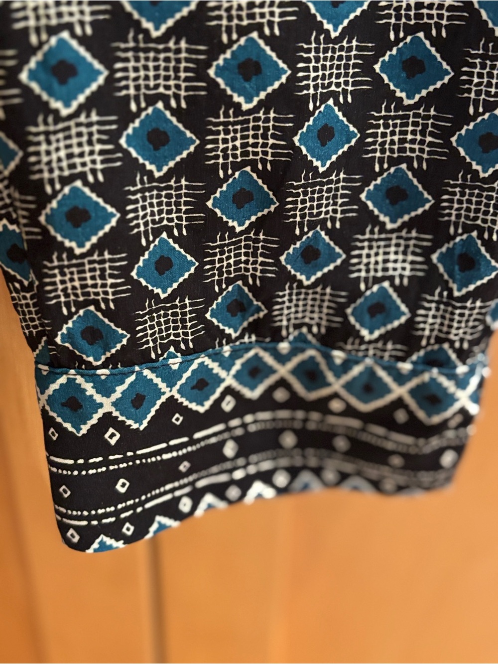 Anthropologie Teal and Black Geometric Cropped Pants - size XS - Picture 10 of 12
